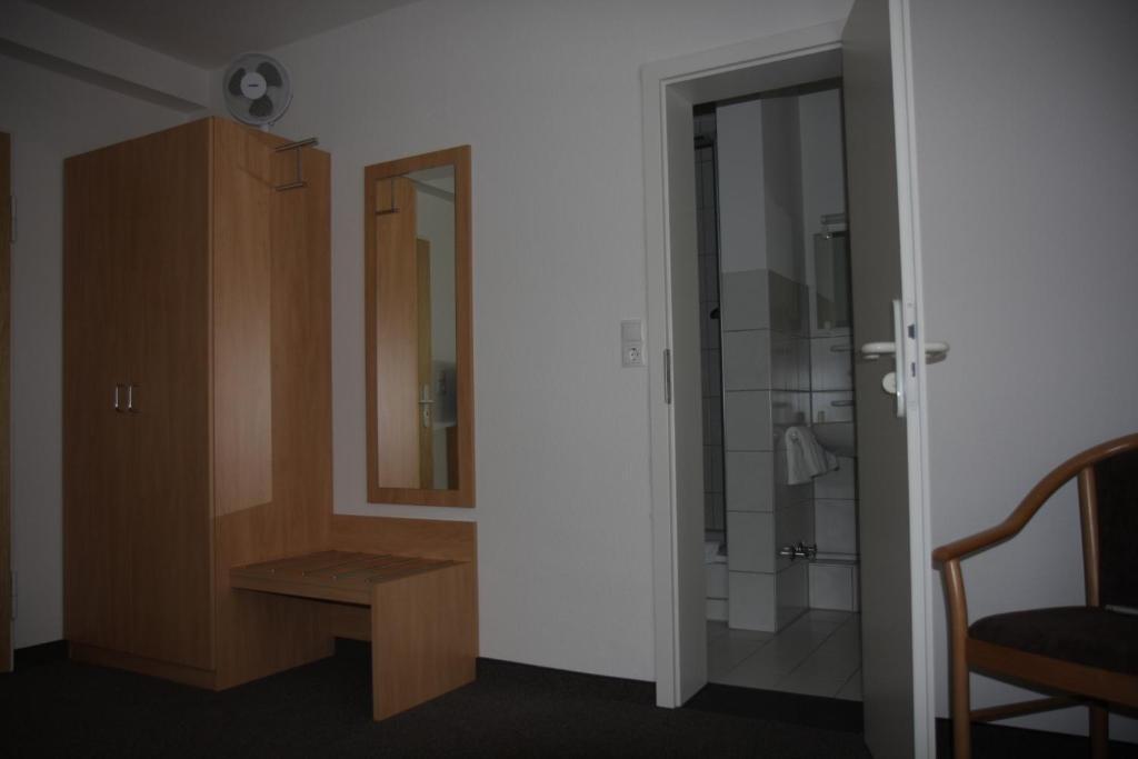 Gaestehaus Ziegler Stuttgart Rum bild